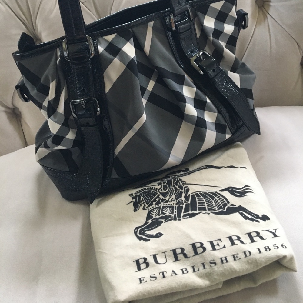 Burberry shoulder bag